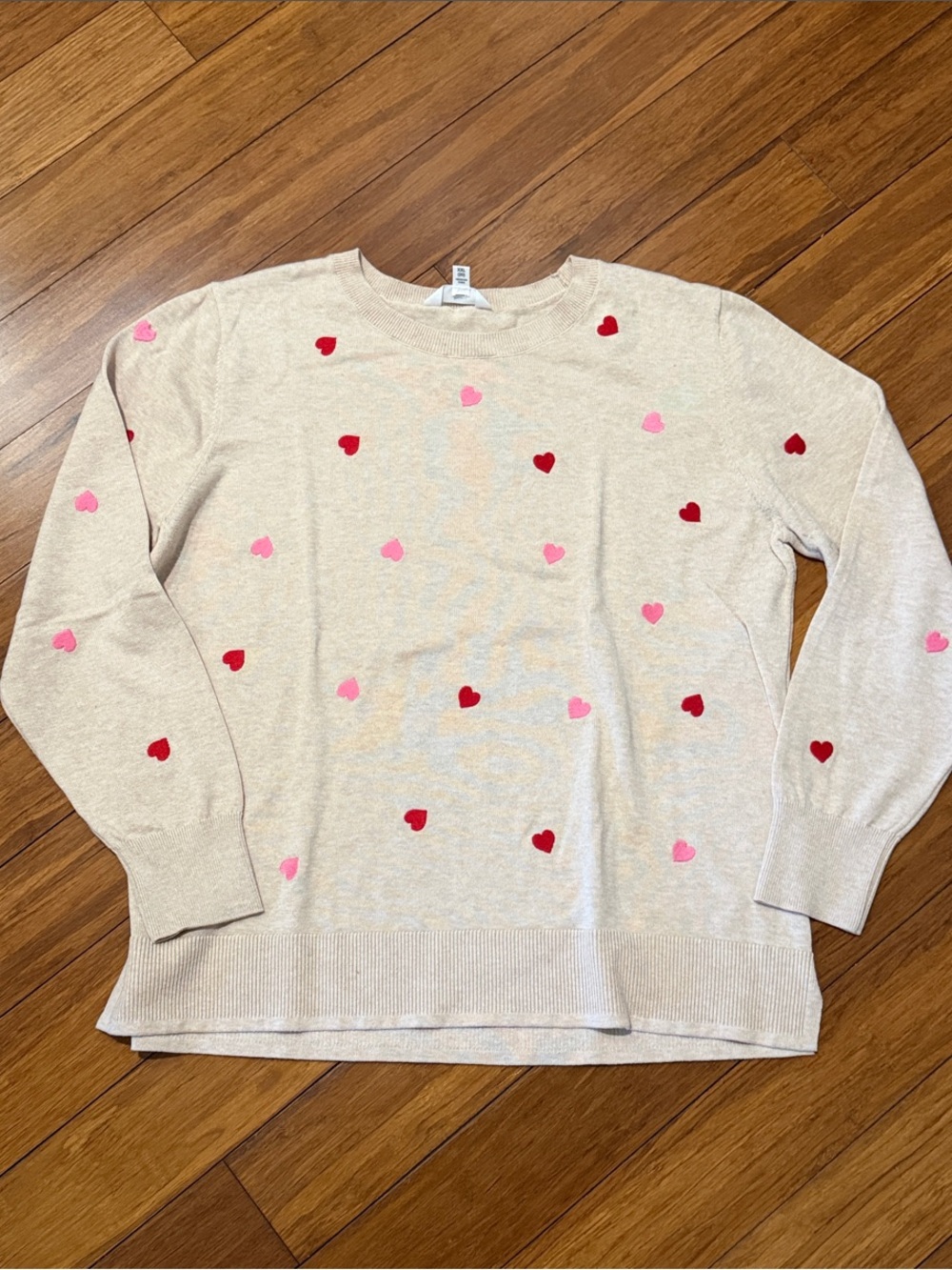 Time and Tru Cream Sweater with Pink & Red Heart Prints XXL